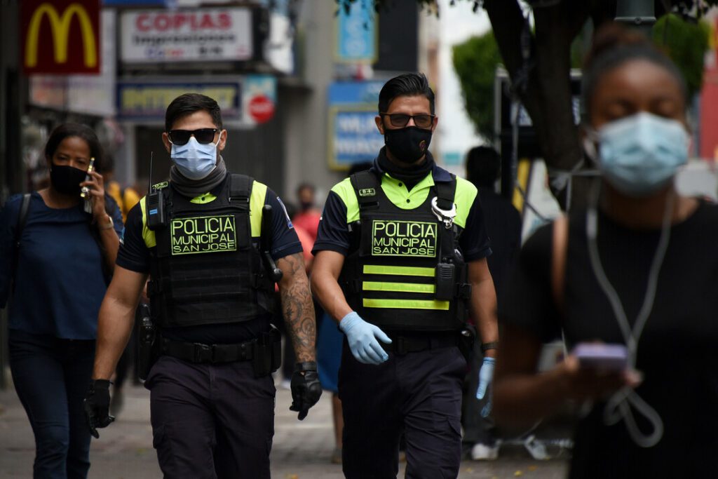 policia costa rica L2R